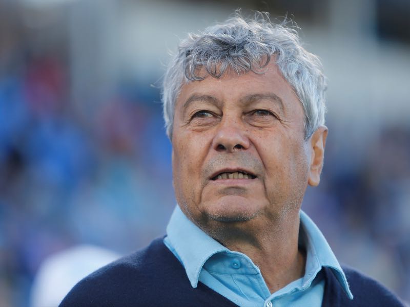 FC Zenit St. Petersburg head coach Mircea Lucescu looks on during the Russian Football League match between FC Zenit St. Petersburg and FC Rostov Rostov-on-Don at Petrovsky stadium on August 12, 2016 in St. Peterburg, Russia. (Photo by Epsilon/Getty Images)
