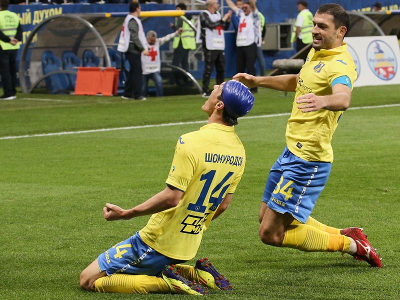 Eldor Shomurodov and Alexandru Gatcan of FC Rostov Rostov-on-Don celebrate after scoring a goal during the Russian Premier League match between FC Rostov Rostov-on-Don v FC Krasnodar at Rostov arena Stadium on May 05, 2019 in Rostov-on-Don, Russia. (Photo by Epsilon/Getty Images)